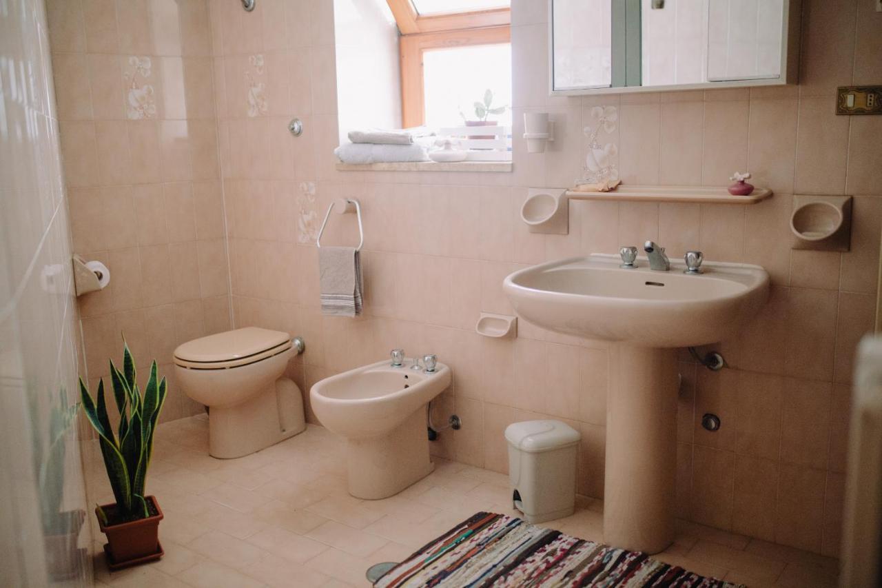 Genius Loci Apartment Sannicandro di Bari ภายนอก รูปภาพ