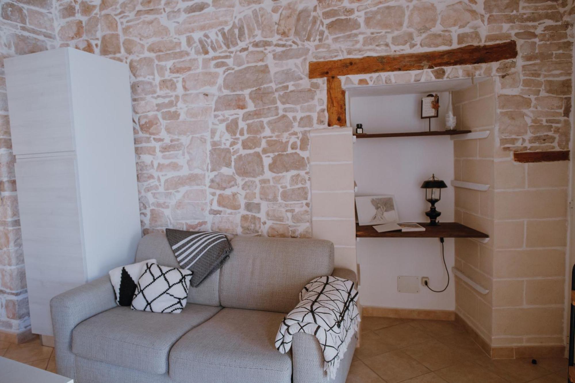 Genius Loci Apartment Sannicandro di Bari ภายนอก รูปภาพ